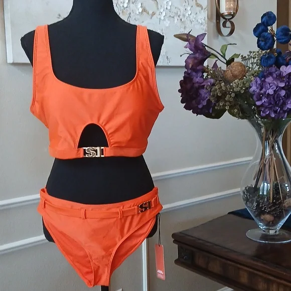 NWT Sports Illustrated Fiesta Forever 21 Bikini Set. Size Top 1X And Bottom L - Picture 12 of 17